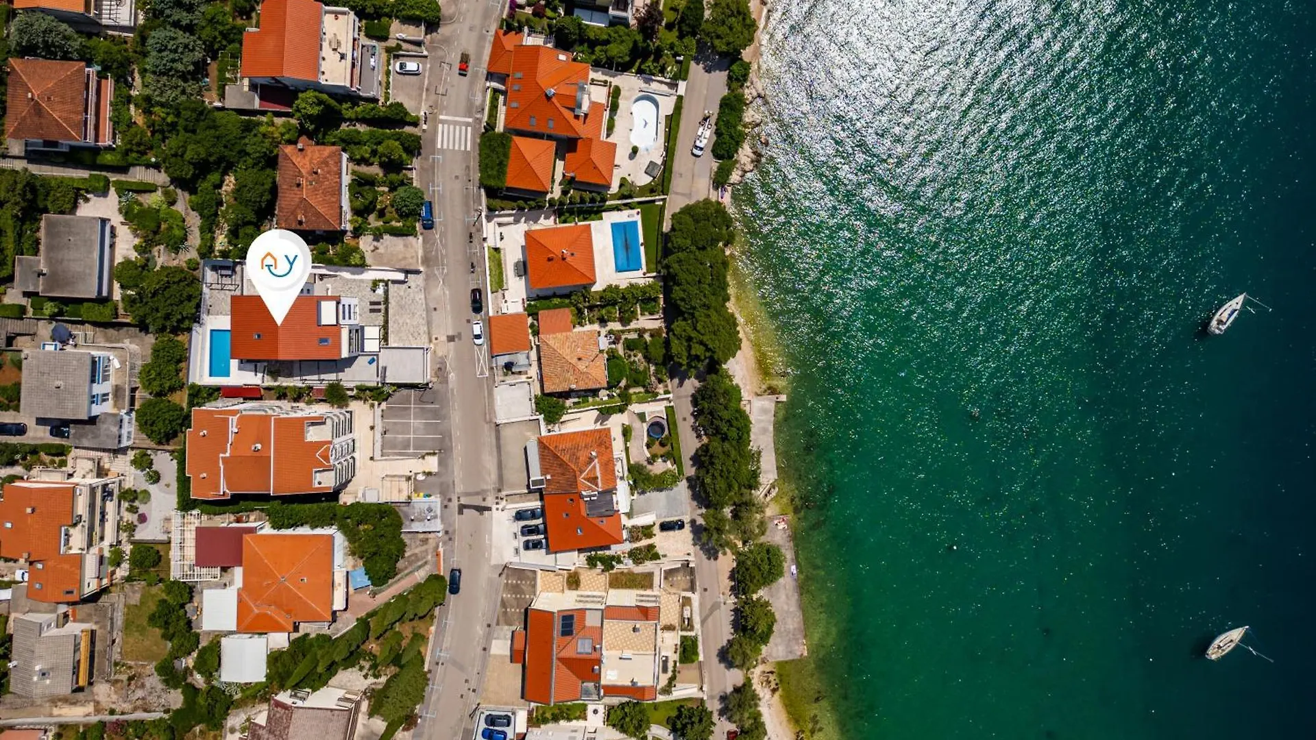 Spacious Pool Apartment Crikvenica - Happy Rentals
